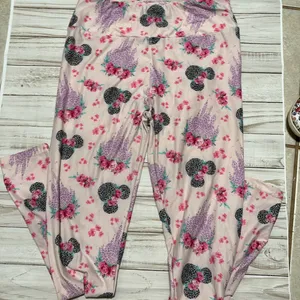 Lost Princess Disney leggings Size M thumbnail 1