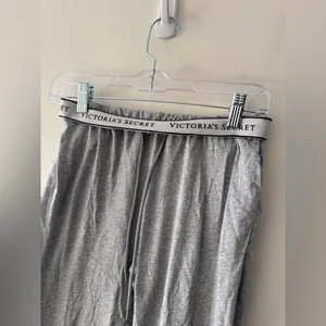 Victoria’s Secret‎ Gray Cotton Lounge Joggers Fold Over Waistband thumbnail 2