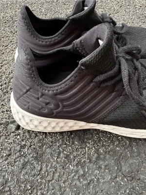 New Balance Black Running Shoes Women’s 8.5 Athletic thumbnail 4