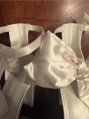 OLEG CASSINI Cream Removable Ankle Bow Crystal Sandals(Size 6.5M) thumbnail 4