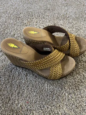 Volatile Woven Tan/Brown Platform Wedge Sandals Tan Size 7 thumbnail 3