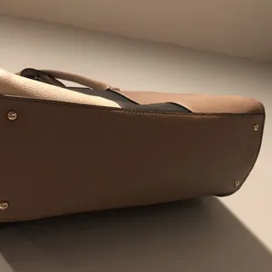 Guess Striped Colorblock Shoulder Bag thumbnail 6