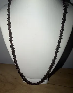 Vintage Garnet Dark Purple Bead Chip Necklace thumbnail 1