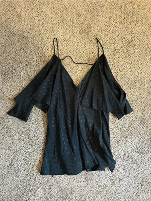 Zara Deep Green Open Shoulder V-Neck Camisole thumbnail 3