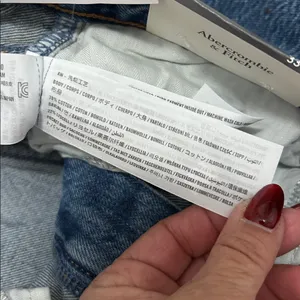 Abercrombie & Fitch High Rise The Loose Jeans thumbnail 13