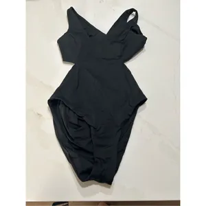 NEW Yukari Willow 1 Pc Swimsuit Cut Out Monokini Swimwear S thumbnail 6