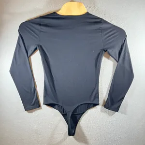 1012|Abercrombie & Fitch Soft AF Asymmetrical Long Sleeve Bodysuit Black Women S thumbnail 2