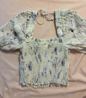 H&M Floral Blouse thumbnail 1