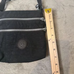 Kipling‎ Crossbody Bag Small Black Nylon Multi Zip Adjustable Strap Crinkled thumbnail 14