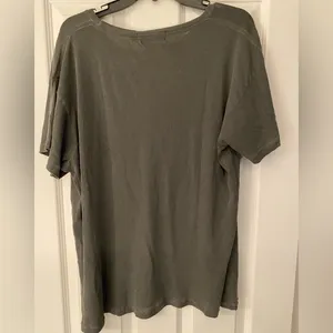 Wildfox Rawanda Rocks Women’s Grey Oversized Tee Shirt Size Medium thumbnail 4