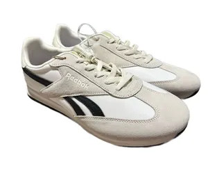 Reebok World 70 Men's 11 Low Top Sneaker Lace Up Casual Suede Chalk Black NWT thumbnail 1