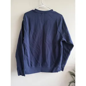 Nike Sportswear Club Fleece Navy Blue Crewneck Sweatshirt Embroidered Logo Small thumbnail 4