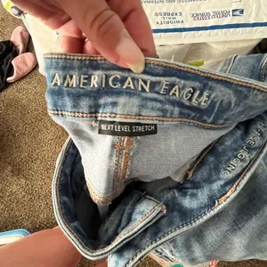 American Eagle Traded Distressed Skinny Jeans Now Showing @pixie_lush ONLY❣️ thumbnail 3
