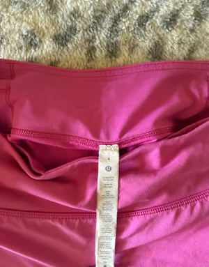 Speed Up Lululemon 2.5" Shorts thumbnail 3