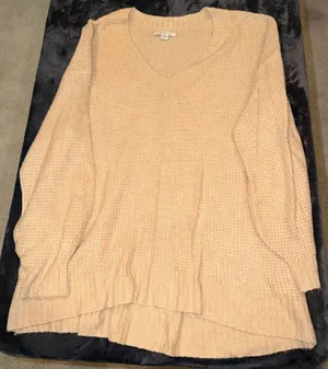 American Eagle Waffle Knit V-Neck Lightweight Knit Pullover Sweater in Beige thumbnail 1
