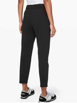Lululemon On The Fly Pants Size 2 Black High Rise Drawstring Travel Quiet Luxury thumbnail 2