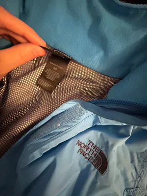 The North Face Windbreaker / Raincoat thumbnail 3
