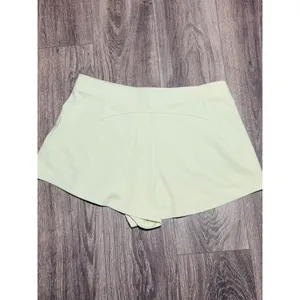 Lululemon Ribbed Softstreme High-Rise Short 2" Kohlrabi Green Size 14 thumbnail 5