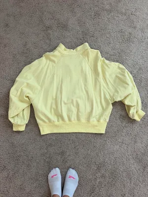 Peach love yellow casual sweatshirt thumbnail 3