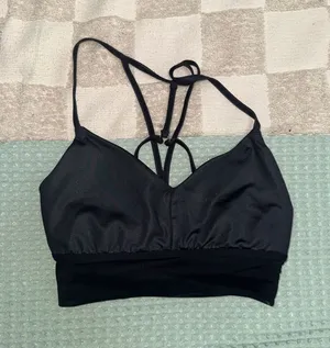 Alo‎ Yoga Lavish sports bra XS thumbnail 1
