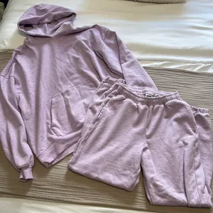 Gymshark Sweatsuit Set thumbnail 2