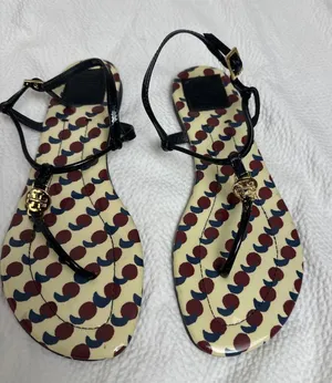 Tory Burch Patent Leather Sandal Sz 9.5 thumbnail 1