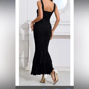 Black Mermaid Gown (M) Size M thumbnail 5