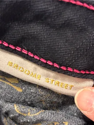 Late Spade womens 25 Black denim skinny jeans Broome Street model thumbnail 8