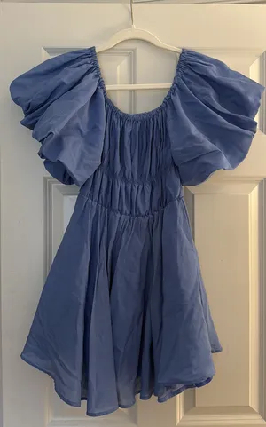 Dress thumbnail 1