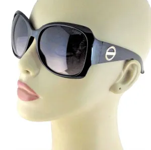 GUESS shinny Black Plastic Sunglasses 20-Rhinestone Gold Logo GO00069-01B NEW thumbnail 1