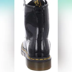 NWT Dr. Martens 1460 Women's Patent Leather Boots Fashion size 7‎ thumbnail 2