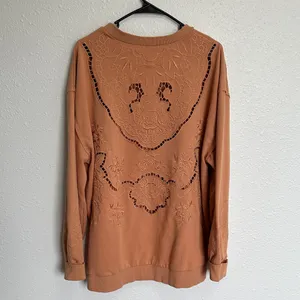 POL Women's Embroidered Design Faded Orange Brown Sweatshirt Size Large thumbnail 5