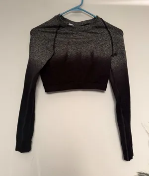 Gymshark Adapt Ombre Seamless Long Sleeve Crop Top Black‎ Grey Size M thumbnail 1