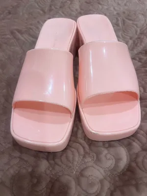 Glossy Pink Slide Mules with Block Heel thumbnail 3