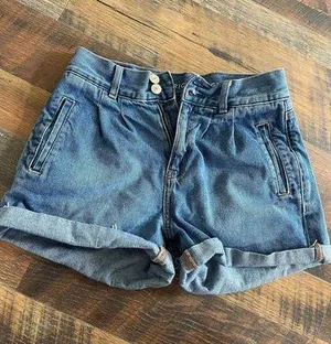 American eagle shorts thumbnail 1