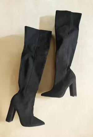 EXPRESS Pull On Black Knee High Stretch Boots Size 8 NEW NWT thumbnail 1
