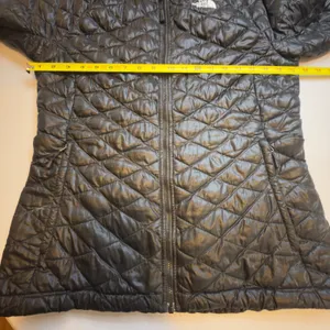 The North Face Med ThermoBall Quilted Jacket Black Floral Lining Full Zip Womens thumbnail 9