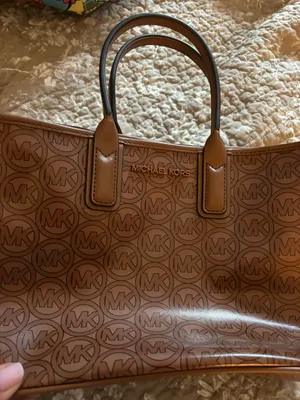 Michael Kors Small Purse thumbnail 1