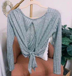 Crossover Backless Top! NWOT Silver thumbnail 2