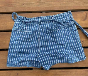 American Eagle Outfitters Vertical Striped Paper Bag Denim Shorts thumbnail 6
