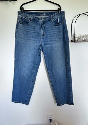NWT Old Navy High Rise Curvy OG Loose‎ Secret Smooth Pocket Jeans Plus Size 20 thumbnail 1