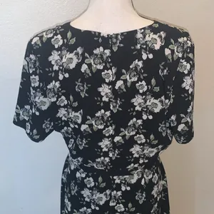 Downeast black grey floral criss cross v-neck maxi dress thumbnail 7