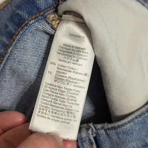Madewell The Perfect Vintage Straight Jeans Reinhart Wash Light Blue Distressed thumbnail 6