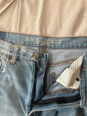 American Eagle Distressed Light Wash Mom High-Rise Jeans 6 thumbnail 3