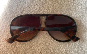 Aviator Sunglasses thumbnail 2