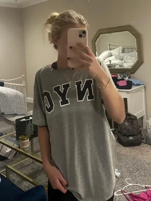 NYC Tee Size M thumbnail 2