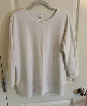 SPANX Perfect Length Dolman Sleeve Sweatshirt Top Soft White Heather Size M/M thumbnail 1