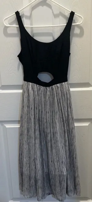 Abercrombie & Fitch Black & White Cutout Dress thumbnail 1