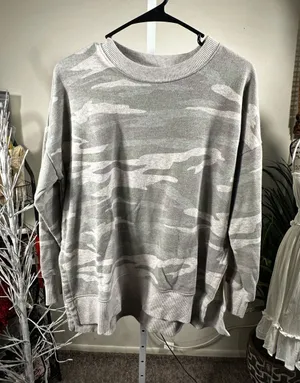 153. aerie Cream and Light Gray Fleece Oversized Pullover thumbnail 1