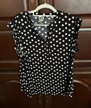 Anne Klein Top thumbnail 1